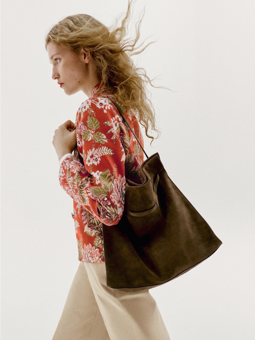 Zara SUEDE SHOULDER BAG